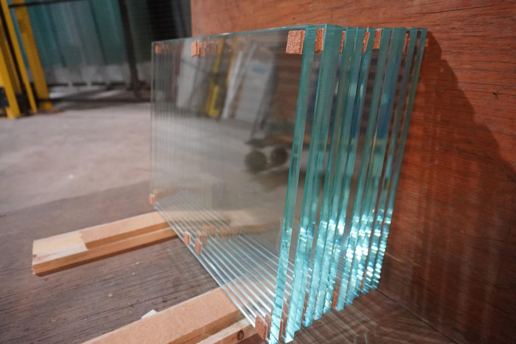 Starphire® Ultra-Clear Low Iron Glass